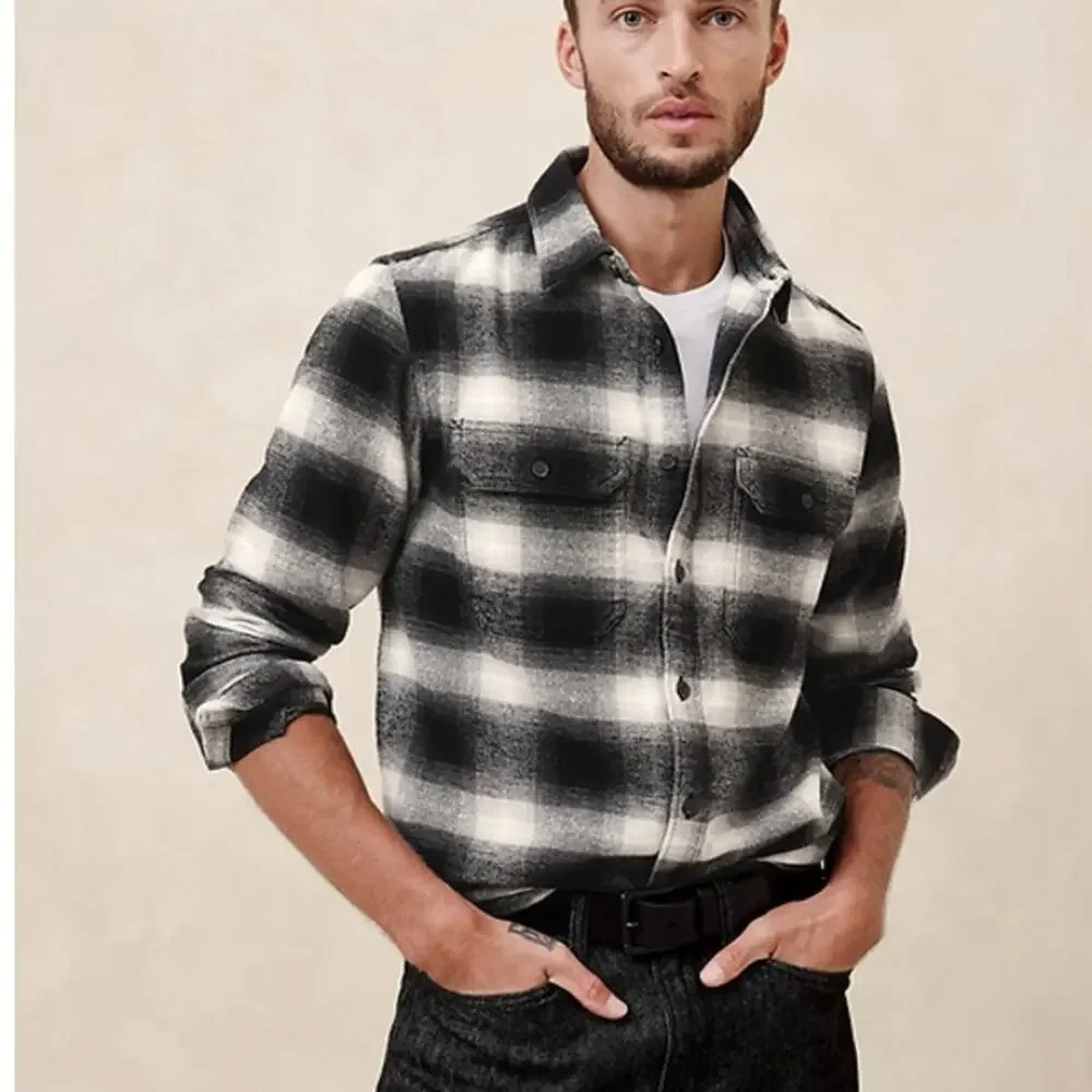 Banana Republic Heavyweight Flannel Shirt M Button Up Standard Fit Long Sleeve